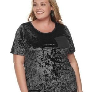 Plus size top 90s style black velvet shirt with pocket